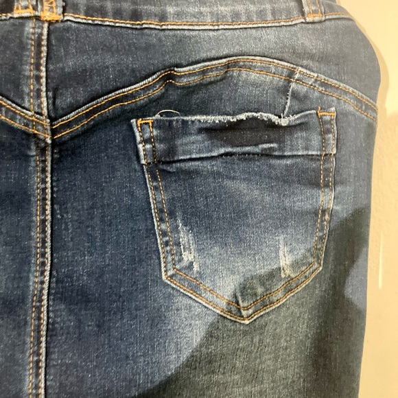 Size 12 Asymmetrical Skirt L Pearl Studs Distressed Denim Skirt Raw Hem Stretch - Picture 7 of 9